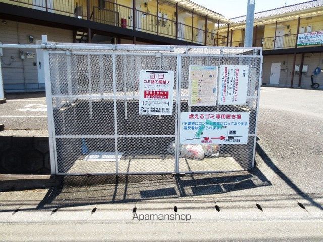 シティ西新ABCD棟の玄関写真