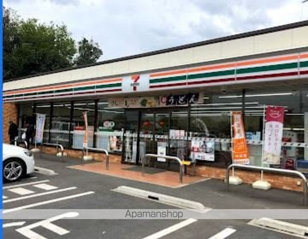 レオパレスレオーノIIIの周辺写真