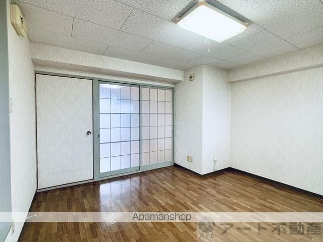 シャトレー築山の内装写真