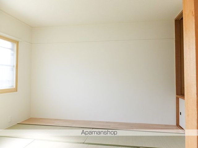 テレパレス北郷白石駅前3号棟の内装写真