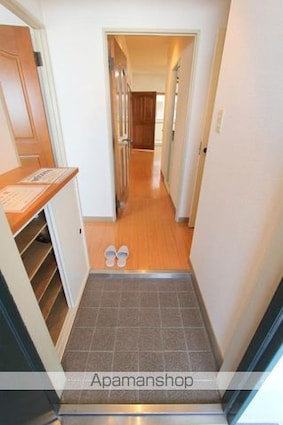 ユートピアヒルズ[3LDK/64.4m2]の玄関