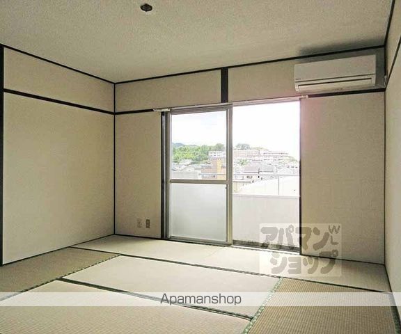 西浦マンションの内装写真