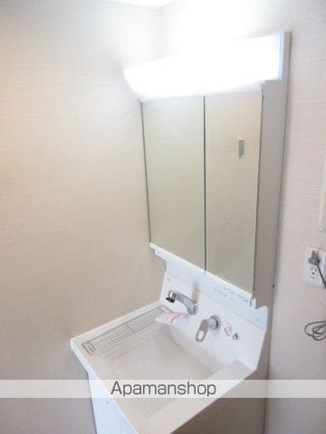 SALVATORE NANGOの内装写真