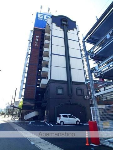 敷島ビルの外観写真