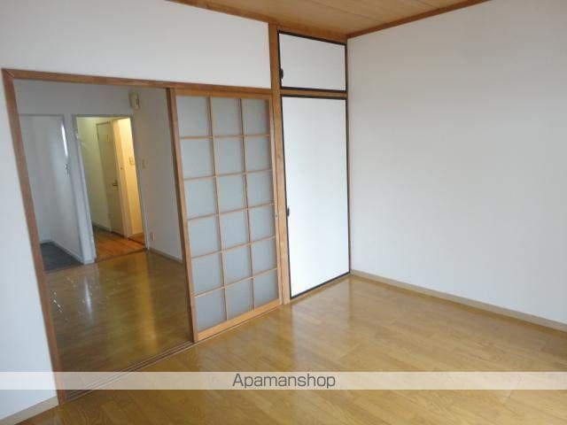 シャンブルクレールUIの内装写真