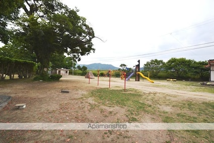 アゼリア　マンション[2LDK/51.3m2]の周辺3