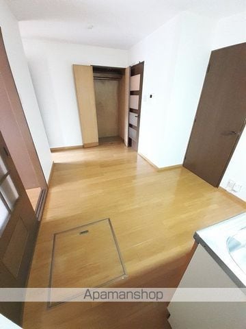 サンライト三屋 B棟の内装写真