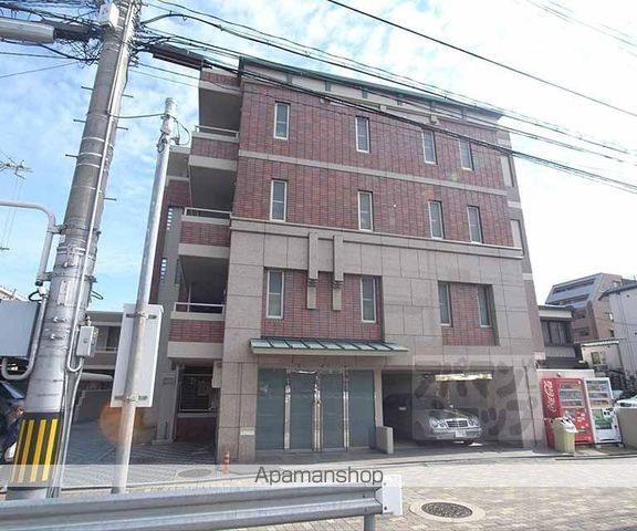 ドミトリィ御池の外観写真