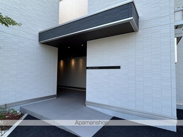 SAKURA TERRACEの玄関写真