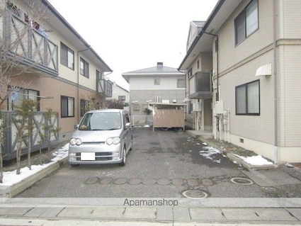 長野県長野市大字稲葉日詰[2LDK/62.07m2]の共用部1