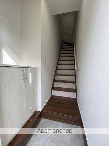 クリスタルハイツ土山の内装写真