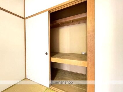 メゾンドピュアＢ棟[2LDK/56.7m2]の収納