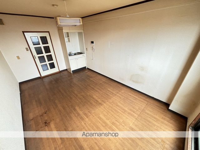 トッププラザの内装写真