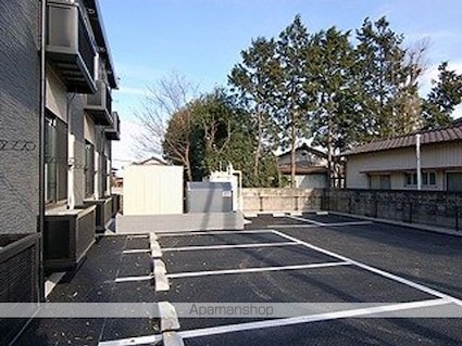 レオパレスフォンターナ[1K/23.27m2]の駐車場