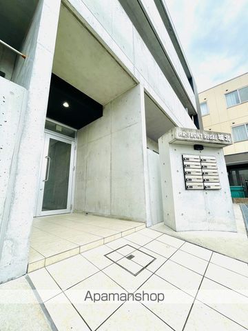 HRフロントリーガル城北の玄関写真
