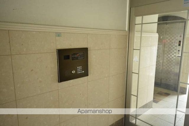 アネックス稲沢駅前の玄関写真