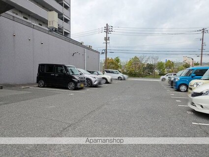 岡山県倉敷市新倉敷駅前４丁目[1K/29.16m2]の駐車場
