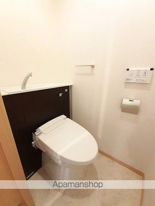 ヴィアーレ　光南[1LDK/47.6m2]のトイレ