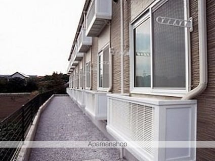 レオパレスプラティーク昭島[1K/23.61m2]のバルコニー