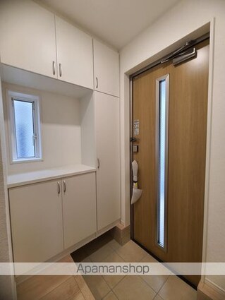 Ｓｕｍａｉ－ｔｏ練馬区大泉学園町１１[3LDK/86.67m2]の玄関