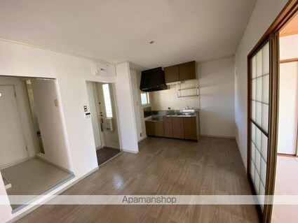 サン・サン・３[3DK/59.59m2]のリビング・居間