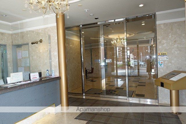 信開アーバンシティセントラルの玄関写真