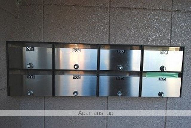 アクシルコート協和の玄関写真