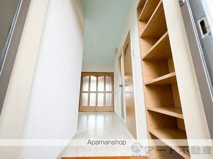 グラフティ桑原[1LDK/36m2]の玄関