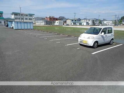 レオパレス蓮華[1K/26.49m2]の駐車場