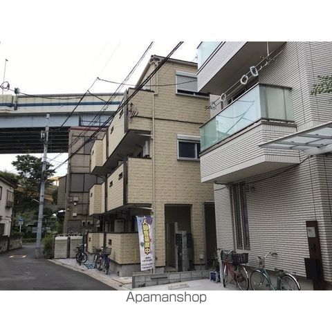 メゾンアレシア四ツ木の外観写真