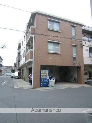 マンションMの玄関写真