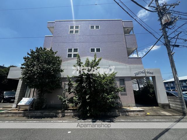 パストラルコートの外観写真