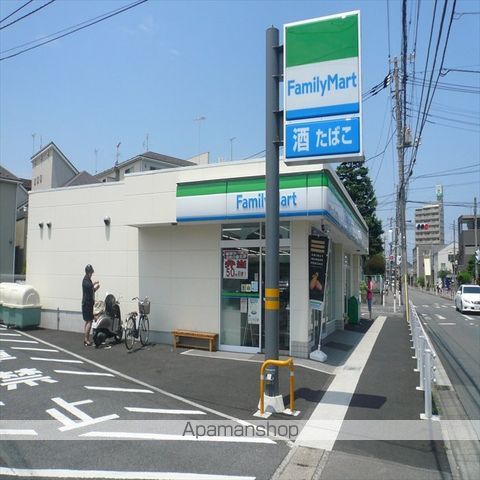 アークフローレスの玄関写真