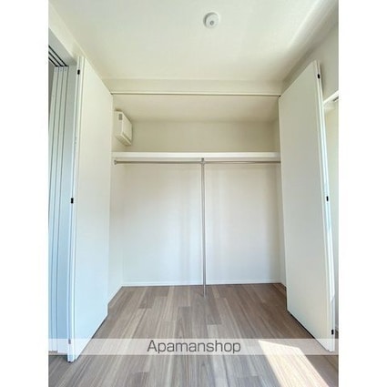 ルーウェ東大泉[2LDK/58.82m2]の収納