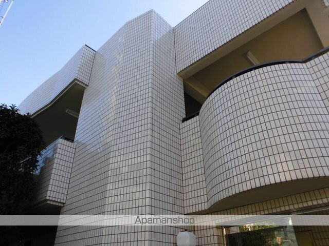 グランドール関根[1K/19.51m2]の外観1