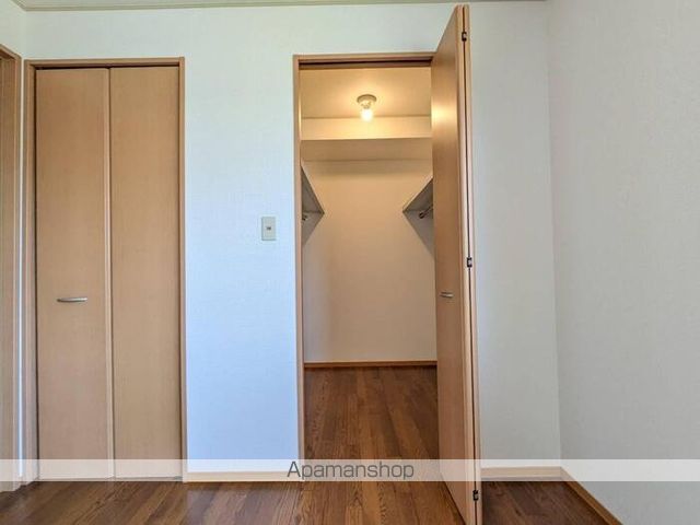 サンオリーブ御崎 Bの内装写真