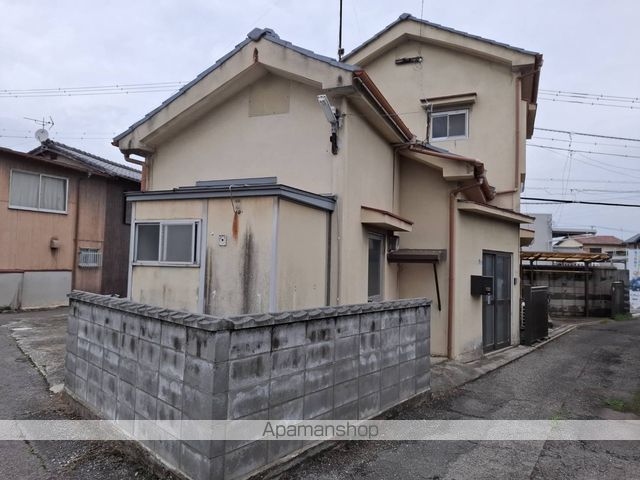 坂井町3丁目WH貸家の外観写真