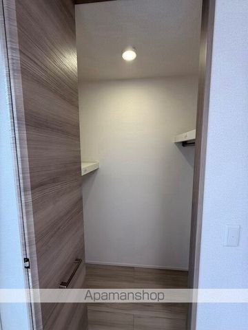 ルミエ西川口の内装写真