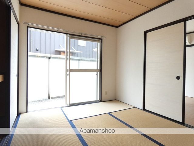 アメーヌ青葉の内装写真