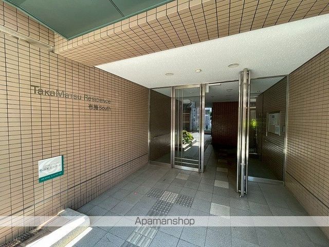 タカマツレジデンス布施SOUTHの玄関写真