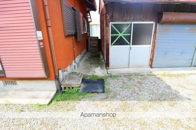 甘木鉄道 今隈駅 徒歩12分 2階建 築46年の玄関写真