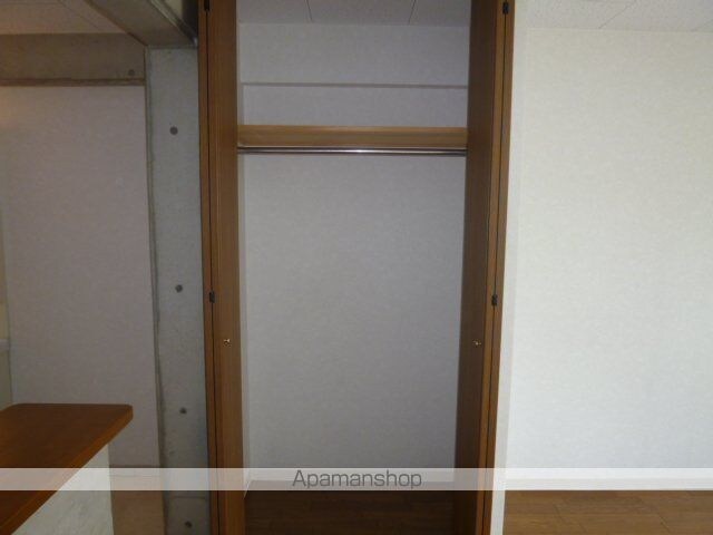 滋賀県大津市平津１丁目[1K/25m2]の収納