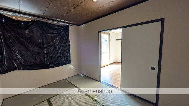 西原アパートの内装写真