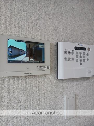レゾナンスの内装写真