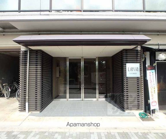 リエス東堀川の玄関写真
