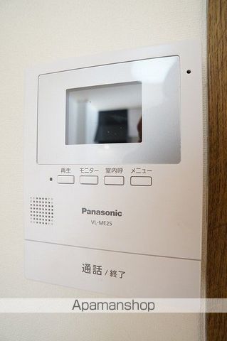 タウンハウス愛野公園 Aの内装写真