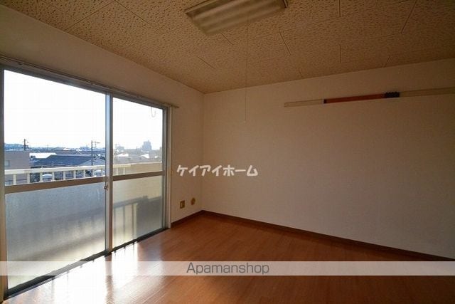 アーバンライフ泉田 II棟の内装写真