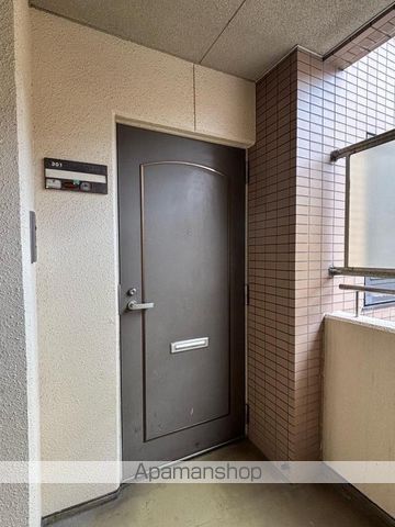 ロイヤルガーデン桜町の内装写真