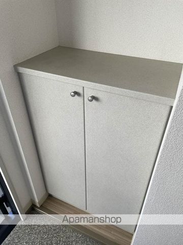 ロイヤルバレー Bの内装写真