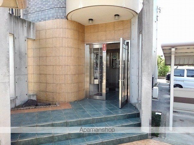 ラフレシール タミの玄関写真